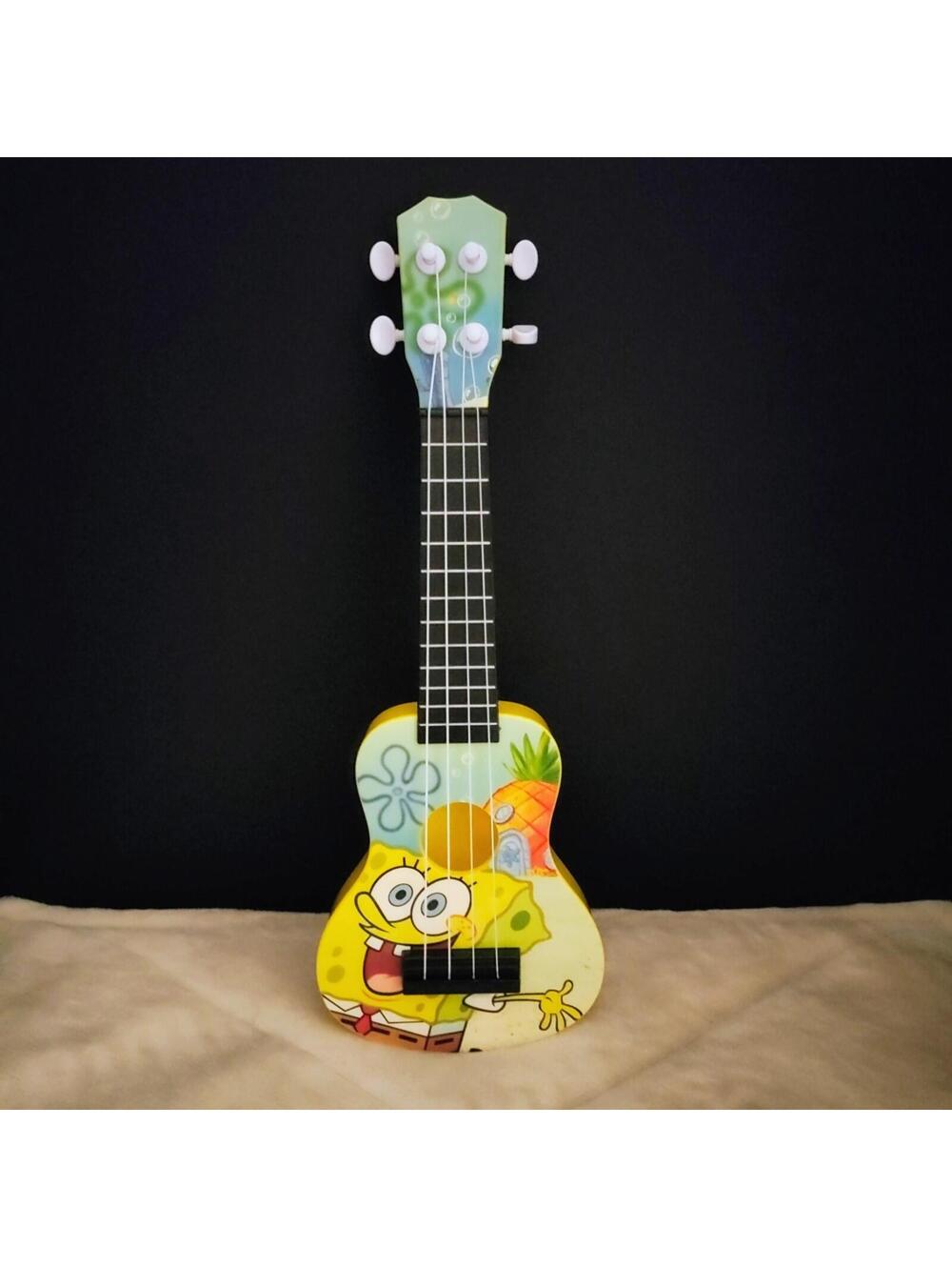 SpongeBob SquarePants Ukulele Guitar Toy Musical Kids Guitar Great Condition